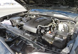 2019 Toyota Tacoma 4WD - Image 48