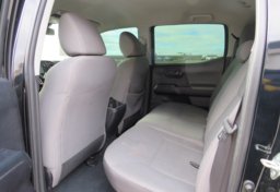 2019 Toyota Tacoma 4WD - Image 28