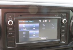 2019 Toyota Tacoma 4WD - Image 35