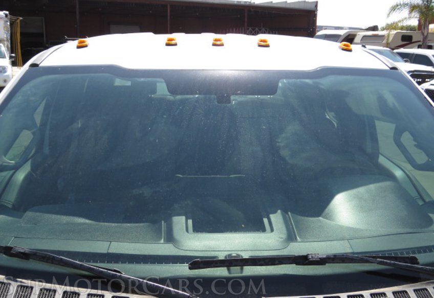 2019 Ford Super Duty F-350 DRW - Image 13