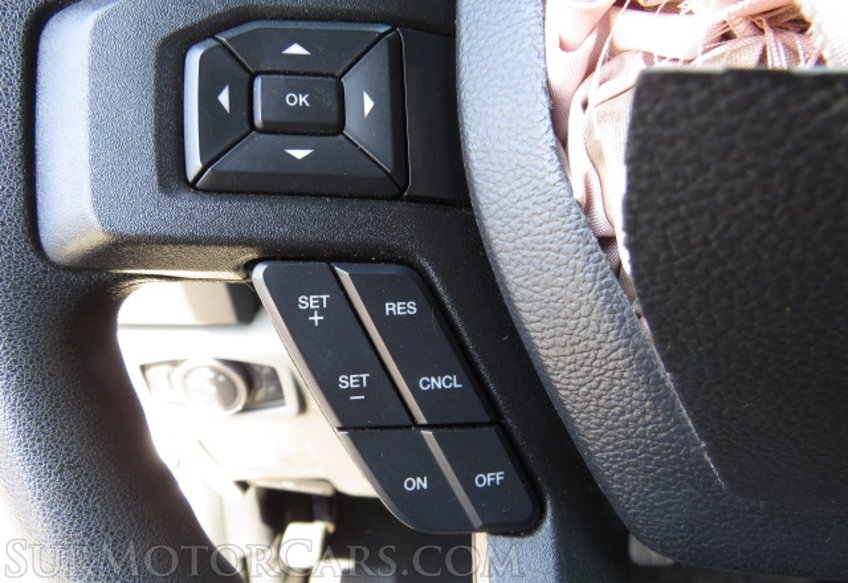 2019 Ford Super Duty F-350 DRW - Image 38