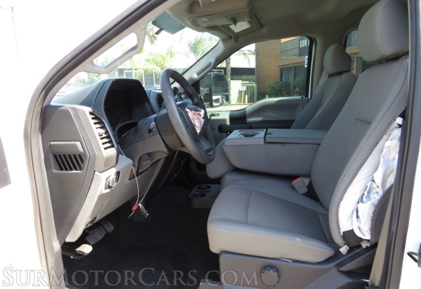 2019 Ford Super Duty F-350 DRW - Image 31