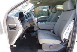 2019 Ford Super Duty F-350 DRW - Image 29