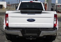 2019 Ford Super Duty F-350 DRW - Image 10