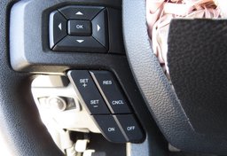 2019 Ford Super Duty F-350 DRW - Image 38