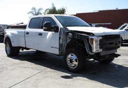 2019 Ford Super Duty F-350 DRW - Image 4