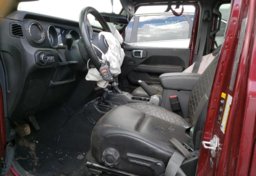 2021 Jeep Gladiator - Image 11