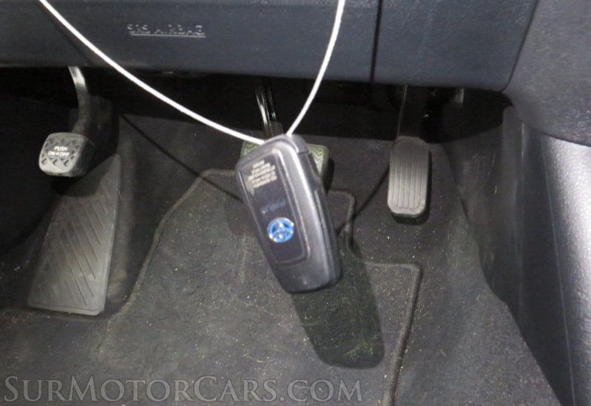 2021 Toyota Prius - Image 39