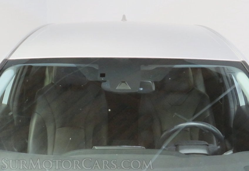 2021 Toyota Prius - Image 13