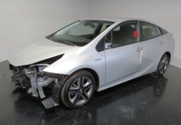 2021 Toyota Prius - Image 2