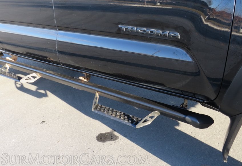 2021 Toyota Tacoma 4WD - Image 22