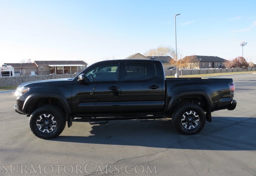 2021 Toyota Tacoma 4WD - Image 10