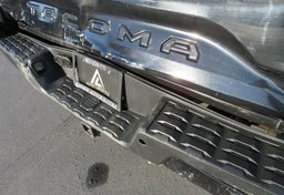 2021 Toyota Tacoma 4WD - Image 23