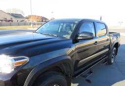 2021 Toyota Tacoma 4WD - Image 12