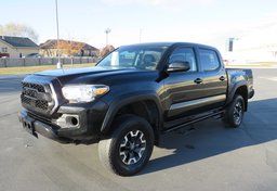 2021 Toyota Tacoma 4WD - Image 4