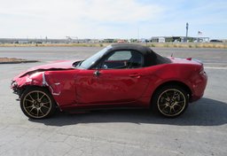 2017 Mazda MX-5 Miata - Image 14