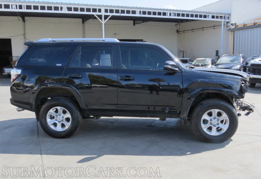2018 Toyota 4Runner - Image 6