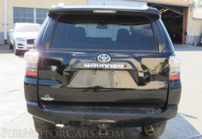 2018 Toyota 4Runner - Image 12