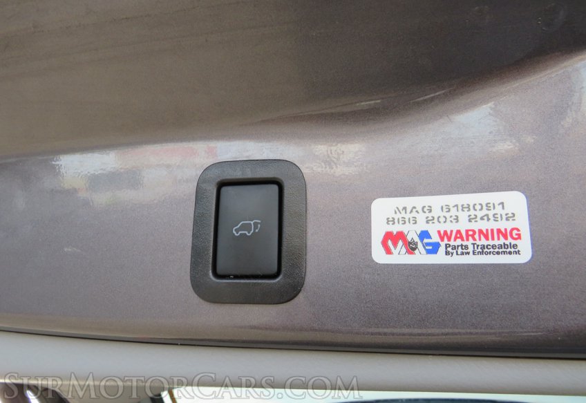 2019 Toyota Highlander - Image 43