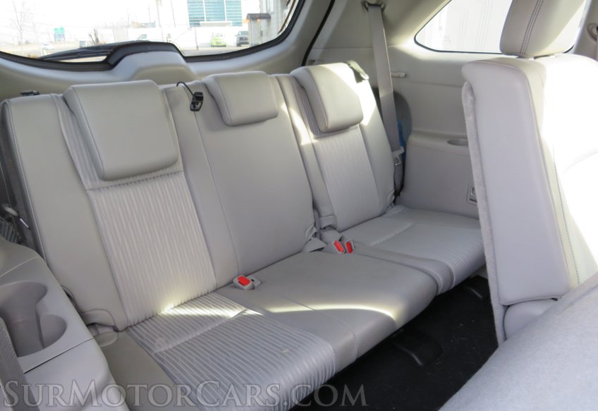 2019 Toyota Highlander - Image 25