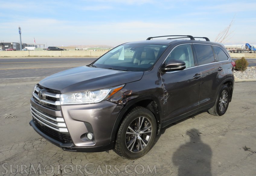 2019 Toyota Highlander - Image 3
