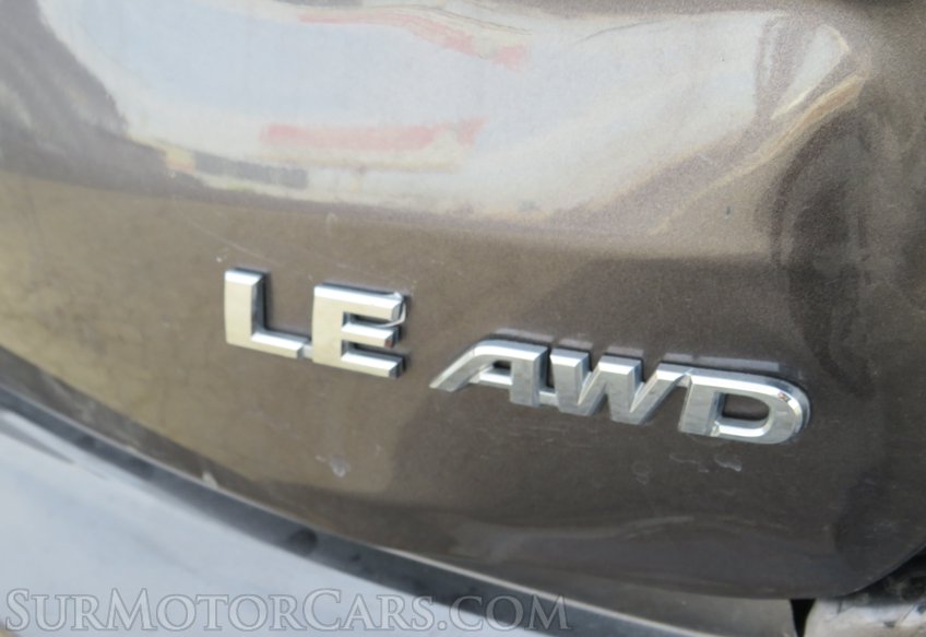 2019 Toyota Highlander - Image 17