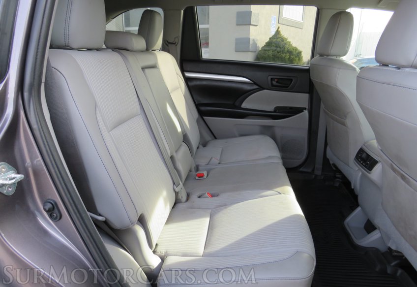 2019 Toyota Highlander - Image 22