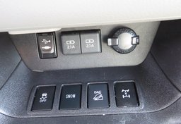 2019 Toyota Highlander - Image 38