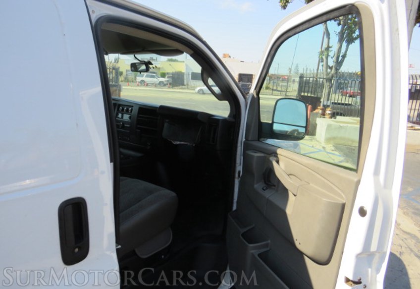 2020 Chevrolet Express Cargo Van - Image 28