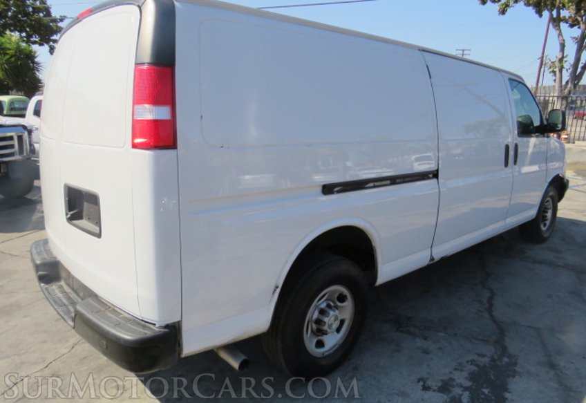 2020 Chevrolet Express Cargo Van - Image 9