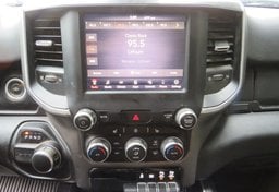 2019 Ram 1500 - Image 36