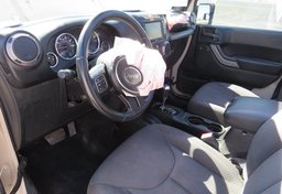 2016 Jeep Wrangler Unlimited - Image 12