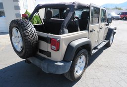 2016 Jeep Wrangler Unlimited - Image 7
