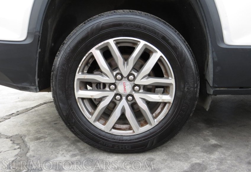 2017 GMC Acadia - Image 18