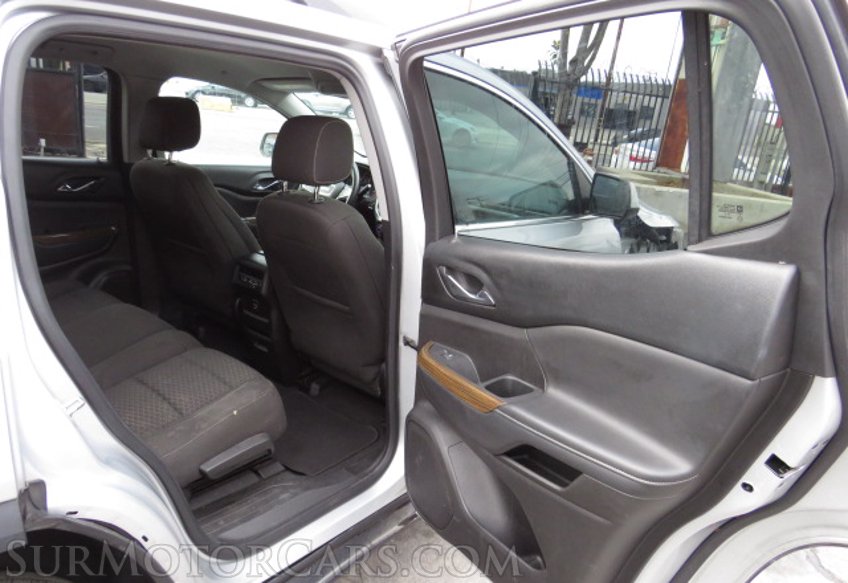 2017 GMC Acadia - Image 23