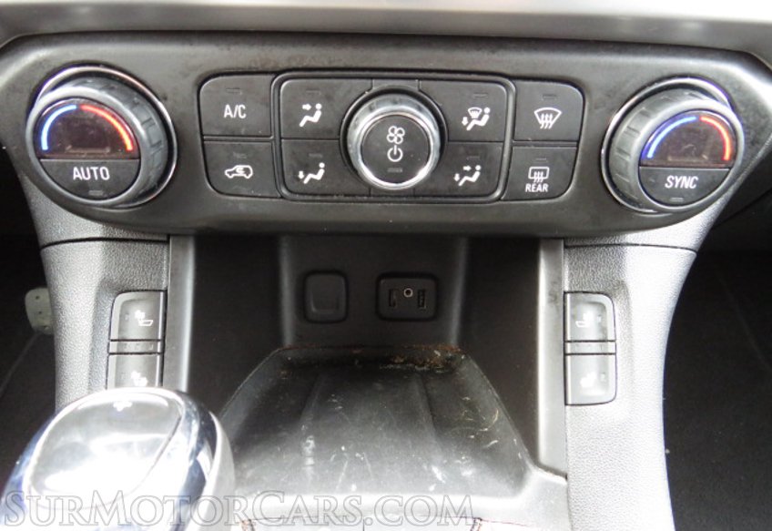 2017 GMC Acadia - Image 38