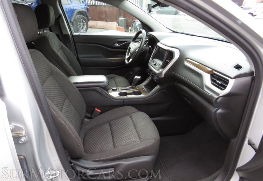 2017 GMC Acadia - Image 27