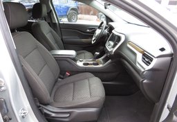 2017 GMC Acadia - Image 26