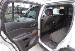 2017 GMC Acadia - Image 22