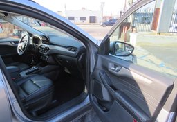 2021 Ford Escape - Image 19