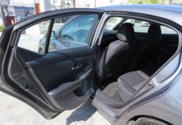 2021 Nissan Sentra - Image 21