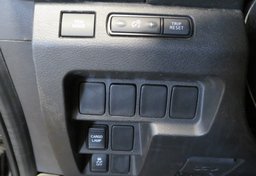 2022 Nissan Frontier - Image 16