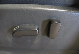 2022 Nissan Frontier - Image 10