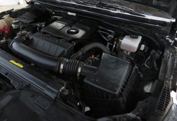 2022 Nissan Frontier - Image 8