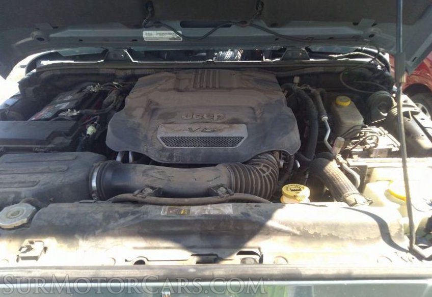 2015 Jeep Wrangler Unlimited - Image 8