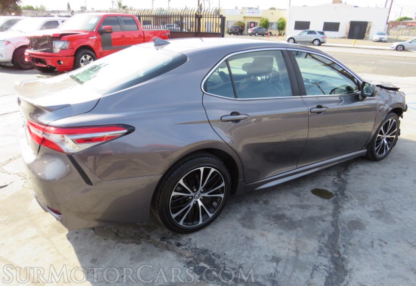 2019 Toyota Camry - Image 6