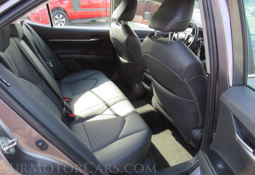 2019 Toyota Camry - Image 30