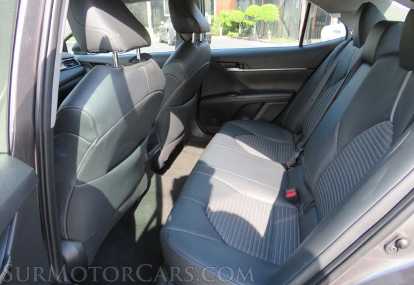 2019 Toyota Camry - Image 29