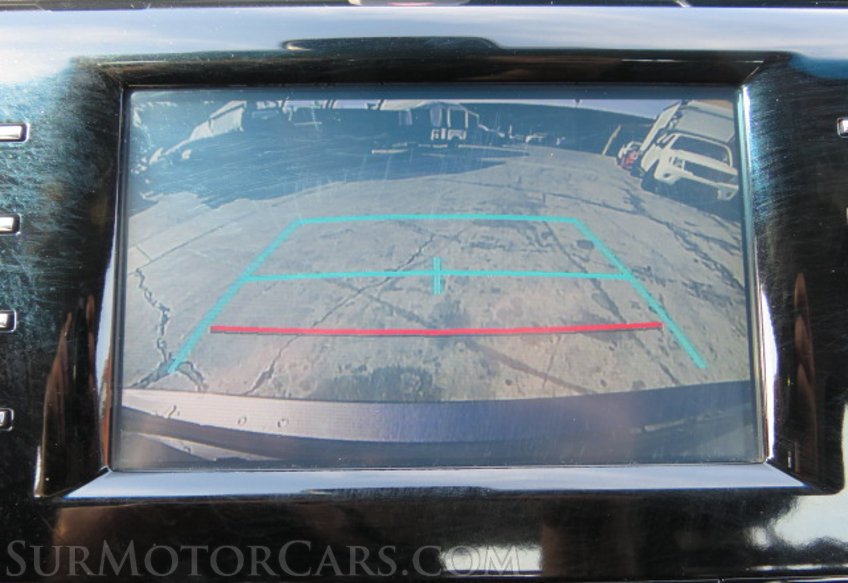 2019 Toyota Camry - Image 38