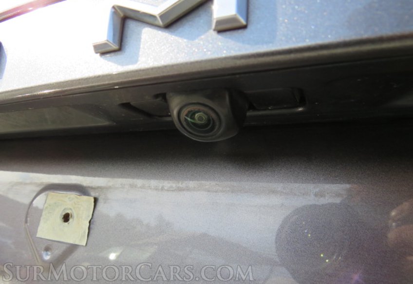 2019 Toyota Camry - Image 17